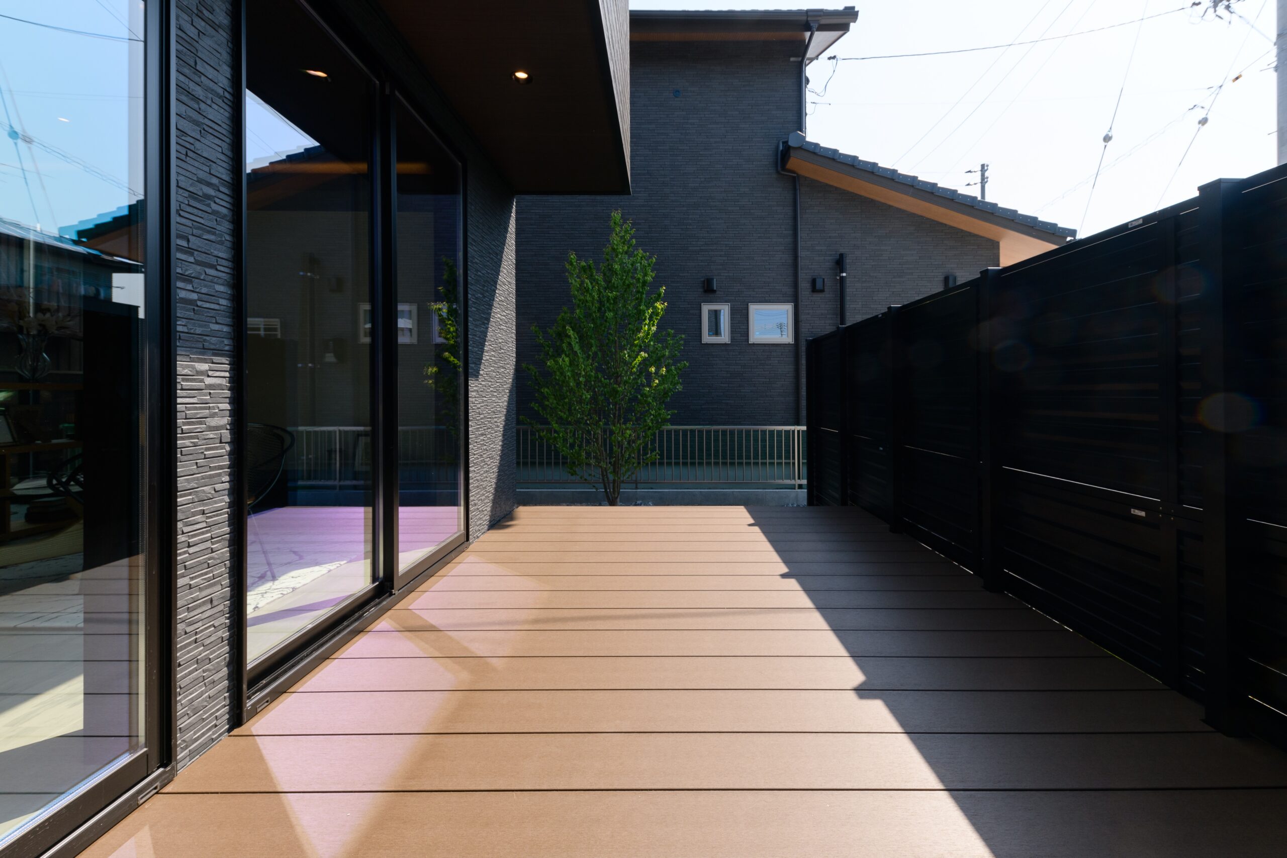 セカンドラウンジ