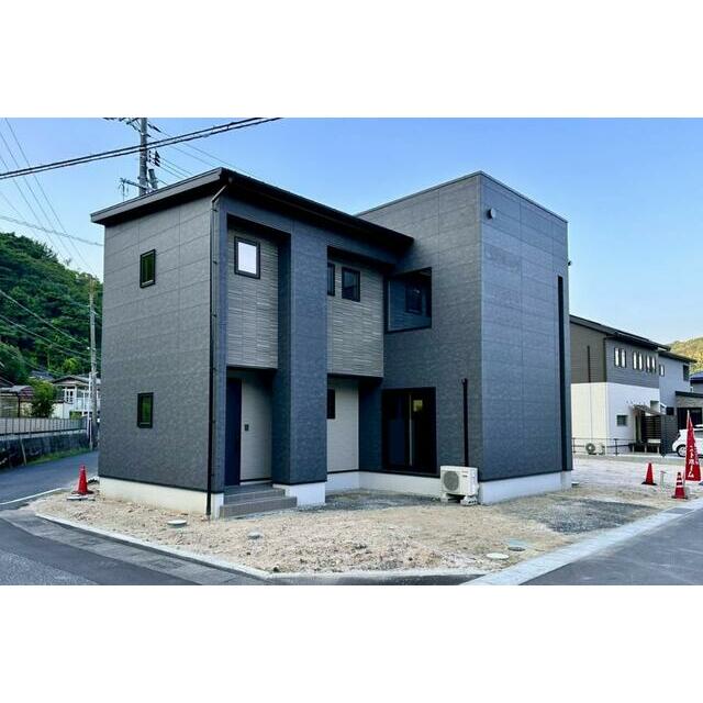 周南市 大字栗屋 2階建 3LDK